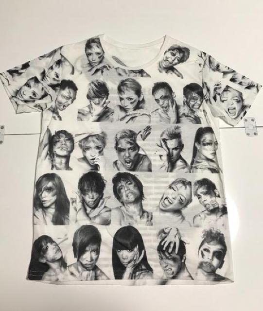 浜崎あゆみ15thAnniversary TOUR〜BEST LIVE〜Tシャツ、新品 < タレントグッズ  浜崎あゆみ15thAnniversary TOUR〜BEST LIVE〜Tシャツ、新品  < タレントグッズの