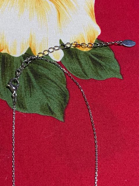 新品未使用☆シルバー☆ワンポイントネックレス☆ < 女性アクセサリー/時計  新品未使用☆シルバー☆ワンポイントネックレス☆ < 女性アクセサリー/時計の