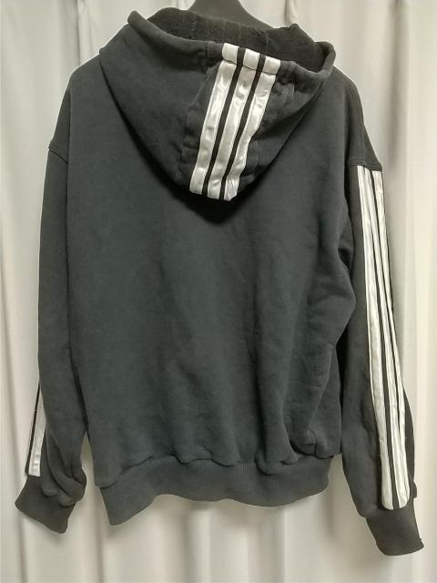 難あり品 adidas Originals ワンポイントロゴ 3ライン パーカー Lサイズ 黒 アディダスオリジナルス デサント製 < ブランド  難あり品 adidas Originals ワンポイントロゴ 3ライン パーカー Lサイズ 黒 アディダスオリジナルス デサント製 < ブランドの