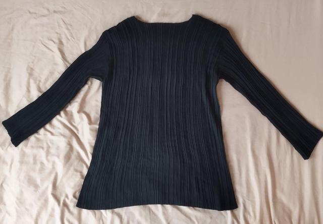 黒 プリーツ 長袖 Tシャツ 速乾 シワになりにくい 軽い 旅行に 着痩せ効果 < 女性ファッション  黒 プリーツ 長袖 Tシャツ 速乾 シワになりにくい 軽い 旅行に 着痩せ効果 < 女性ファッションの