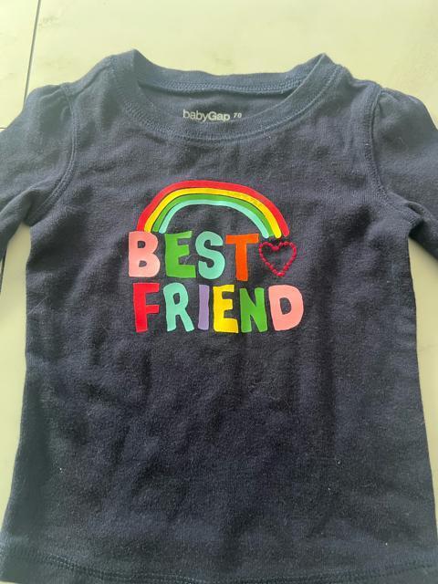 babyGAP長袖Tシャツ★70cm < ブランド  babyGAP長袖Tシャツ★70cm < ブランドの