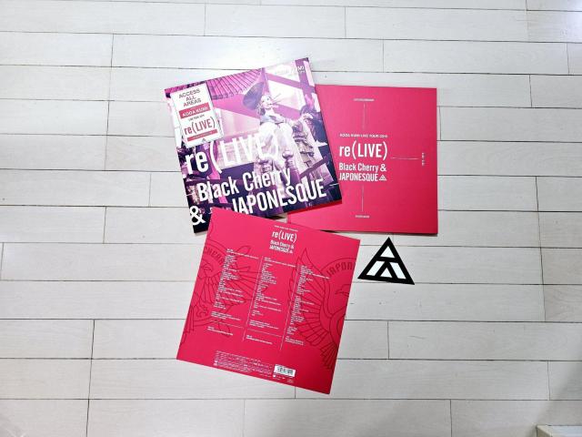(138) 倖田來未 re(LIVE) ファンクラブ限定 DVD5枚+写真集 < タレントグッズ  (138) 倖田來未 re(LIVE) ファンクラブ限定 DVD5枚+写真集  < タレントグッズの