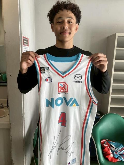 #4 ���o�[�c �P�C���I�蒅�p���j�t�H�[���yAWAY (��)�z�i���M�T�C������j 