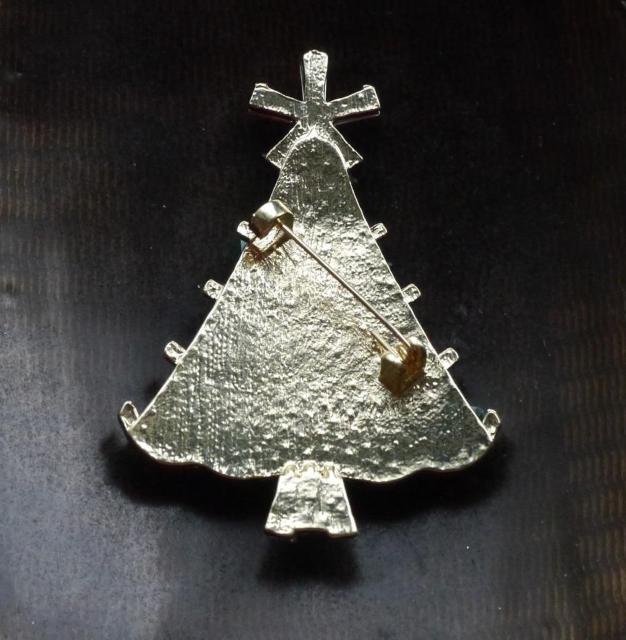 新品アンティーク調きらきらストーン クリスマスツリーブローチ クラシック ヴィンテージ ヴィクトリアン < 女性アクセサリー/時計 新品アンティーク調きらきらストーン クリスマスツリーブローチ クラシック ヴィンテージ ヴィクトリアン < 女性アクセサリー/時計の