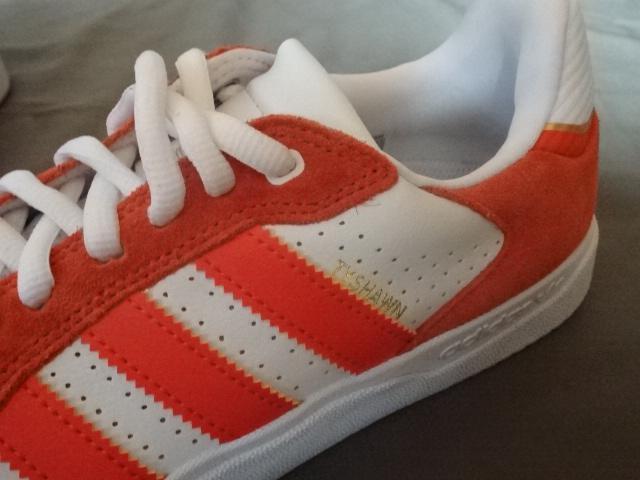 { AfB_XSB TYSHAWN LOW 26.0a WHT x OR  jt@bV 