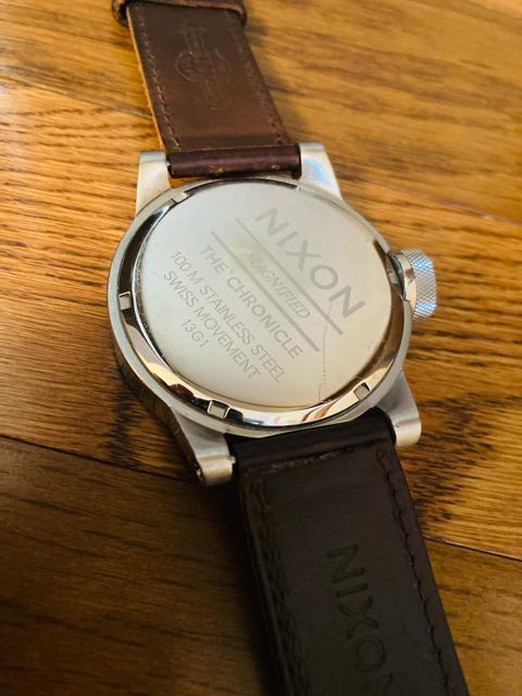 nixon jN\@chronicle v@rbOtFCX@HORWEEN U[@oh@WN  uh 