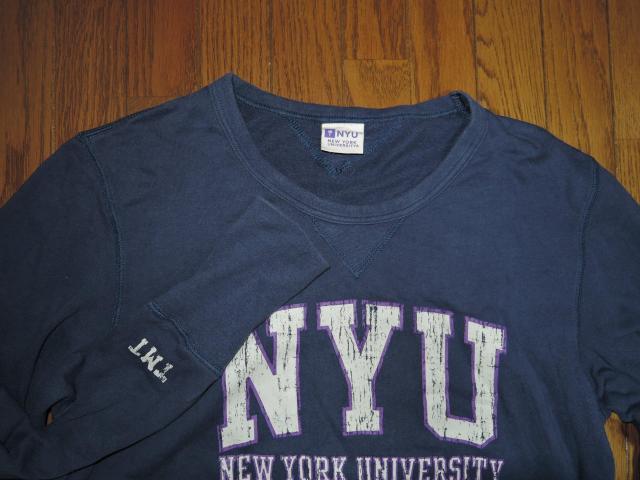 TMT × NYU スウェット M 薄手 カットソー V字 ティーエムティー NEW YORK UNIVERSITY < ブランド  TMT × NYU スウェット M 薄手 カットソー V字 ティーエムティー NEW YORK UNIVERSITY < ブランドの
