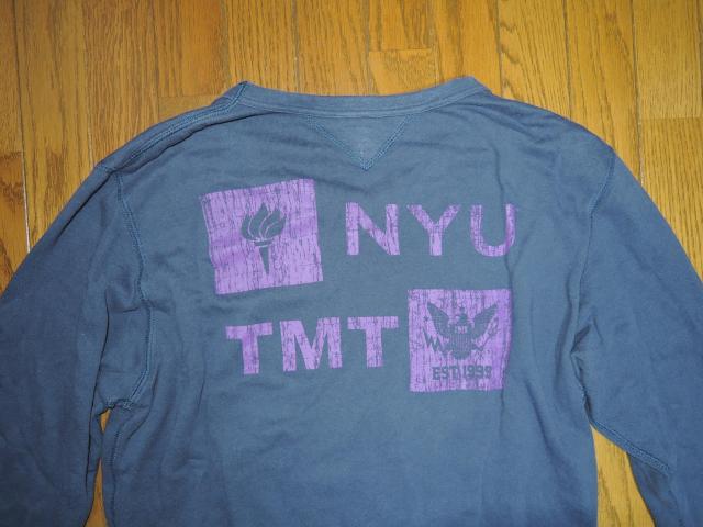 TMT × NYU スウェット M 薄手 カットソー V字 ティーエムティー NEW YORK UNIVERSITY < ブランド  TMT × NYU スウェット M 薄手 カットソー V字 ティーエムティー NEW YORK UNIVERSITY < ブランドの
