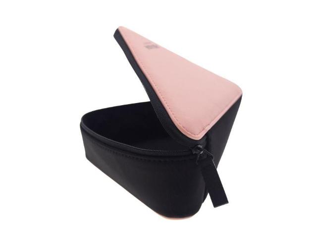 プラダ ノベルティ トライアングル ポーチ 三角形 バイカラー ピンク×ブラック PRADA BEAUTY【正規品】 < ブランド プラダ ノベルティ トライアングル ポーチ 三角形 バイカラー ピンク×ブラック PRADA BEAUTY【正規品】 < ブランドの