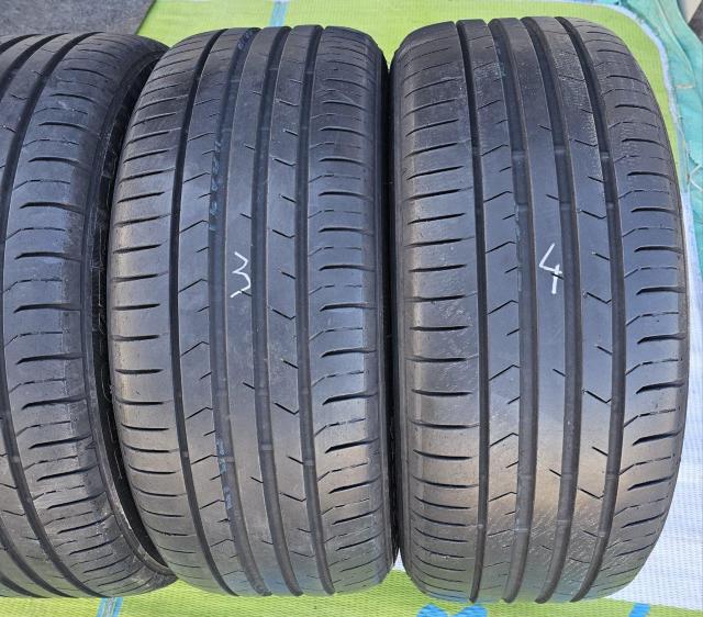 �{���{V70���� �z�C�[��17�C���`7.5J pcd108+45�^�C���t��4�{�Z�c�gTOYO PROXES SPORT 215/5 �� ������/�o�C�N