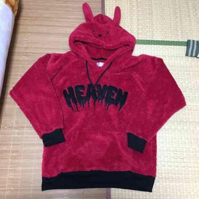 ウサギ耳&とろけロゴワッペンボアパーカープルオーバー < ブランド ウサギ耳&とろけロゴワッペンボアパーカープルオーバー < ブランドの