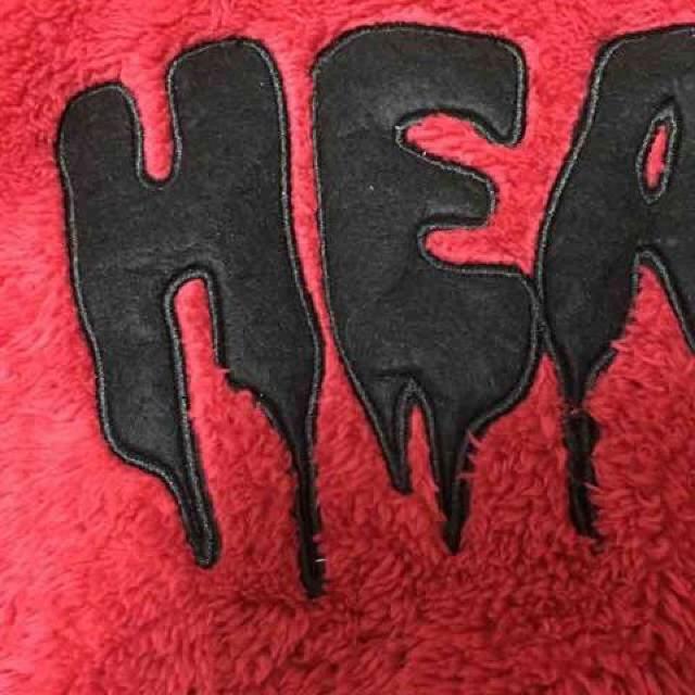 ウサギ耳&とろけロゴワッペンボアパーカープルオーバー < ブランド ウサギ耳&とろけロゴワッペンボアパーカープルオーバー < ブランドの