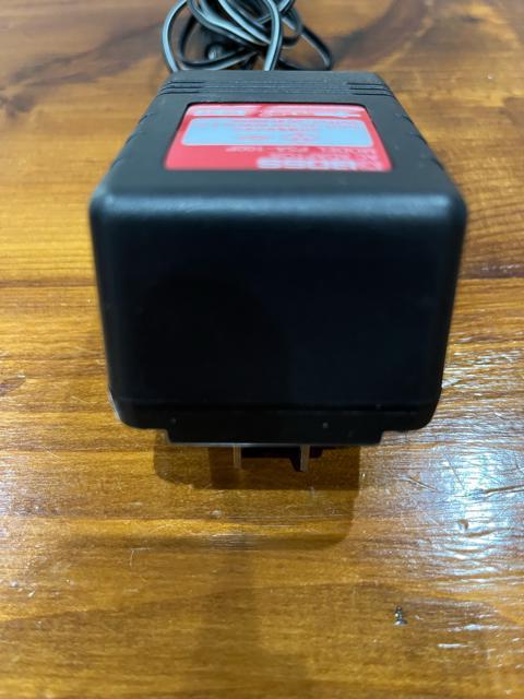 Boss AC ADAPTER PSA-100 DC 9V 200mA ボス AC アダプター 動作品 < ホビー  Boss AC ADAPTER PSA-100 DC 9V 200mA ボス AC アダプター 動作品 < ホビーの