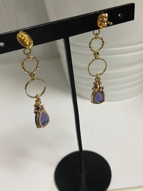 イヤリングに変更可能 ハンドメイド つなぎパーツとしずくのチャームを使用したピアス パープル < 女性ファッション  イヤリングに変更可能 ハンドメイド つなぎパーツとしずくのチャームを使用したピアス パープル < 女性ファッションの