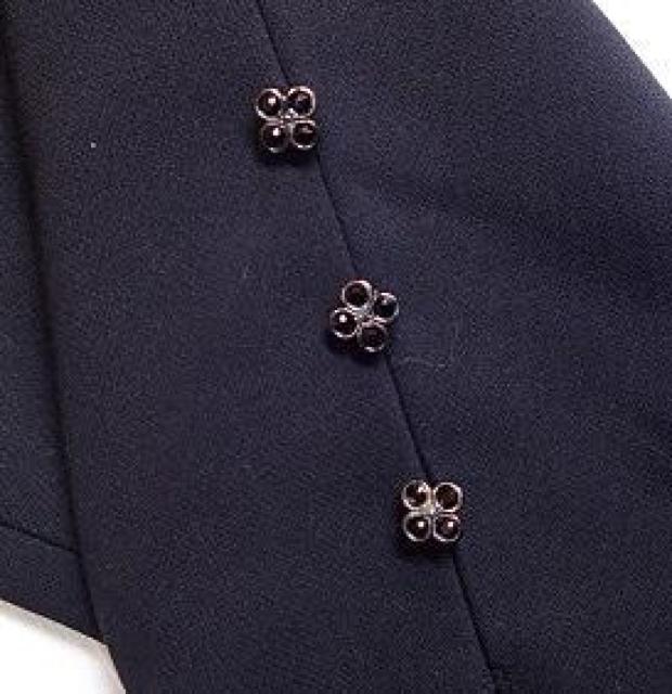 ��Giornea  �W�����l�A�^�����C���X�g�[���t������{�^���@�f�U�C���p���c�^�u���b�N�^�T�C�Y11