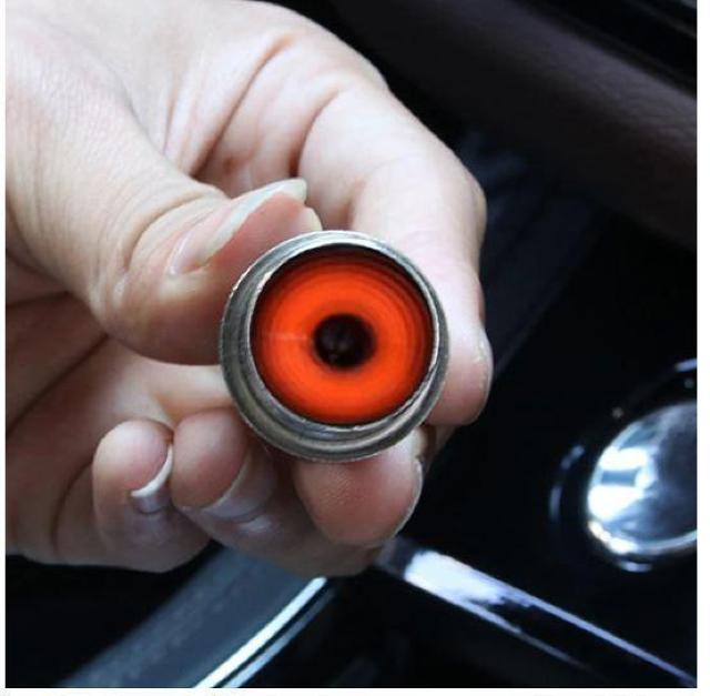 送料無料 車用 シガーライター タバコ 自動点火 オートバイ 防水 シガレットライター 12V 電源ソケット 汎用 ユニバーサル < 自動車/バイク 送料無料 車用 シガーライター タバコ 自動点火 オートバイ 防水 シガレットライター 12V 電源ソケット 汎用 ユニバーサル < 自動車/バイク