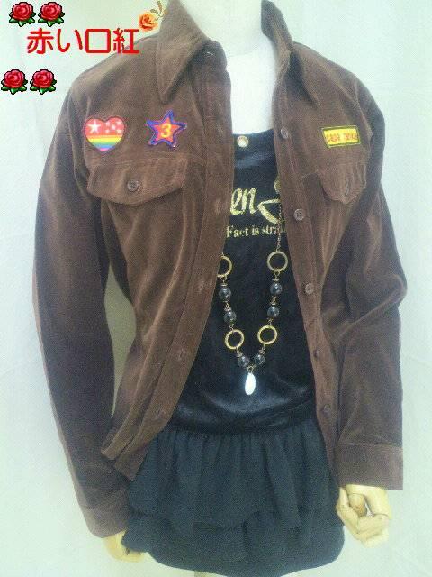 Mサイズ〜*別珍素材ミリタリー風ワッペン付カッターシャツ焦げ茶 < 女性ファッション  Mサイズ〜*別珍素材ミリタリー風ワッペン付カッターシャツ焦げ茶  < 女性ファッションの