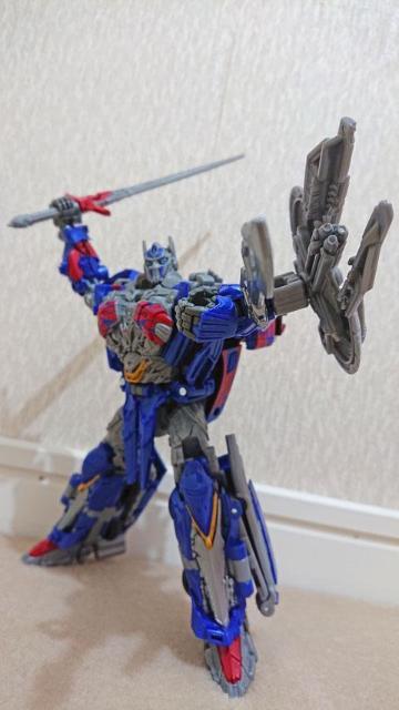 【美品!!】T-SPARK STUDIOSERIES  TS-03 オプティマスプライム < アニメ/コミック/キャラクター  【美品!!】T-SPARK STUDIOSERIES  TS-03 オプティマスプライム < アニメ/コミック/キャラクターの