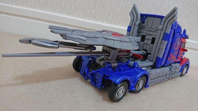 【美品!!】T-SPARK STUDIOSERIES  TS-03 オプティマスプライム < アニメ/コミック/キャラクター  【美品!!】T-SPARK STUDIOSERIES  TS-03 オプティマスプライム < アニメ/コミック/キャラクターの