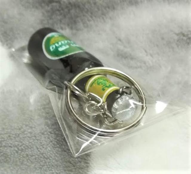 ミニチュア★チャンビール1本★ゾウのビール★キーホルダー★ < 男性ファッション  ミニチュア★チャンビール1本★ゾウのビール★キーホルダー★ < 男性ファッションの