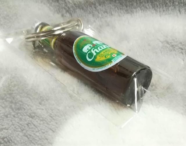 ミニチュア★チャンビール1本★ゾウのビール★キーホルダー★ < 男性ファッション  ミニチュア★チャンビール1本★ゾウのビール★キーホルダー★ < 男性ファッションの