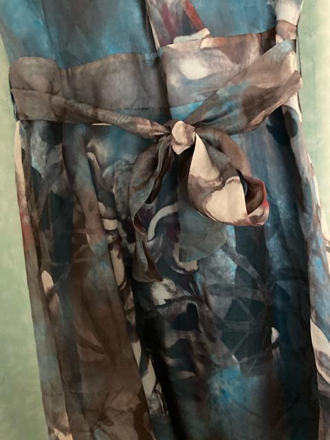 シフォンワンピース < 女性ファッション  シフォンワンピース < 女性ファッションの