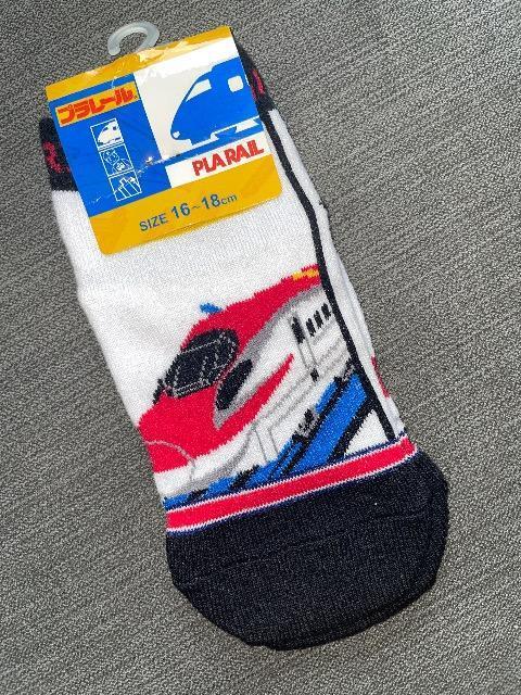 ♯新品♯プラレール ☆ソックス 靴下 ☆16→18 < キッズ/ベビー  ♯新品♯プラレール ☆ソックス 靴下 ☆16→18  < キッズ/ベビーの
