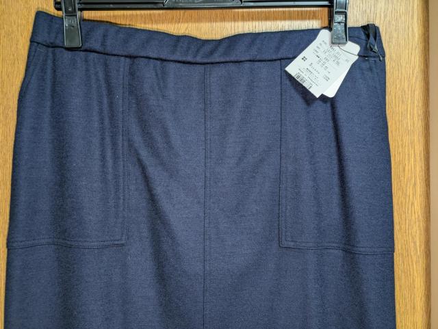 INDIVI昨季新品ネイビーウール100%圧縮ウールセミフレアスカート大きいサイズ13号12号ウエストゴムスカートセットアップ < ブランド INDIVI昨季新品ネイビーウール100%圧縮ウールセミフレアスカート大きいサイズ13号12号ウエストゴムスカートセットアップ < ブランドの