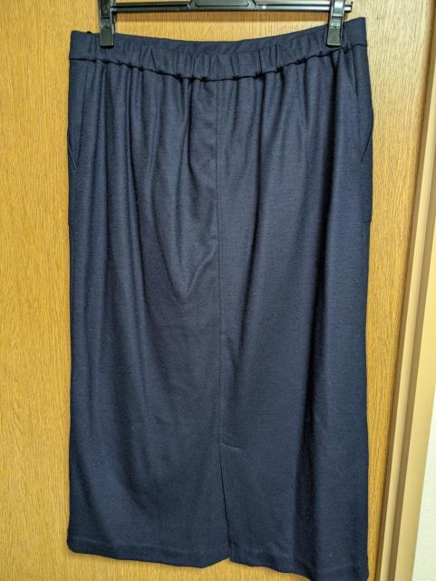 INDIVI昨季新品ネイビーウール100%圧縮ウールセミフレアスカート大きいサイズ13号12号ウエストゴムスカートセットアップ < ブランド INDIVI昨季新品ネイビーウール100%圧縮ウールセミフレアスカート大きいサイズ13号12号ウエストゴムスカートセットアップ < ブランドの