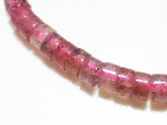 天然石★ピンクエピドート 4mmロンデル 半連 < 女性アクセサリー/時計 天然石★ピンクエピドート 4mmロンデル 半連 < 女性アクセサリー/時計の