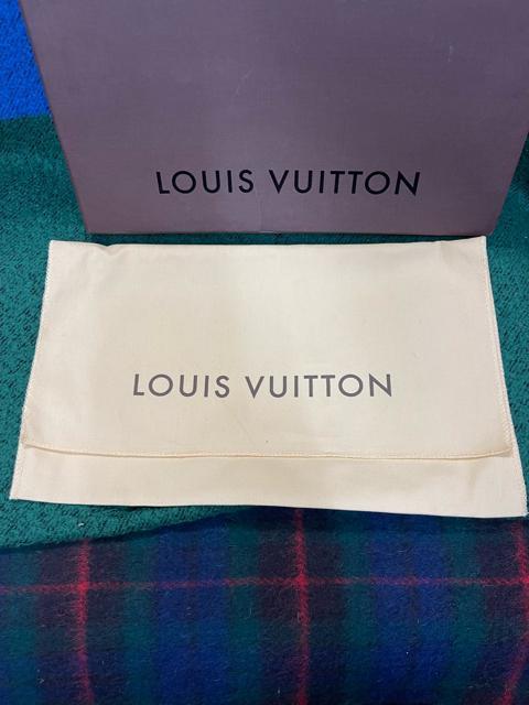 LOUIS VUITTON ルイヴィトン 空箱 保存袋 セット 28×19×4.5cm 正規付属品 LOUIS VUITTON < ブランド LOUIS VUITTON ルイヴィトン 空箱 保存袋 セット 28×19×4.5cm 正規付属品 LOUIS VUITTON < ブランドの