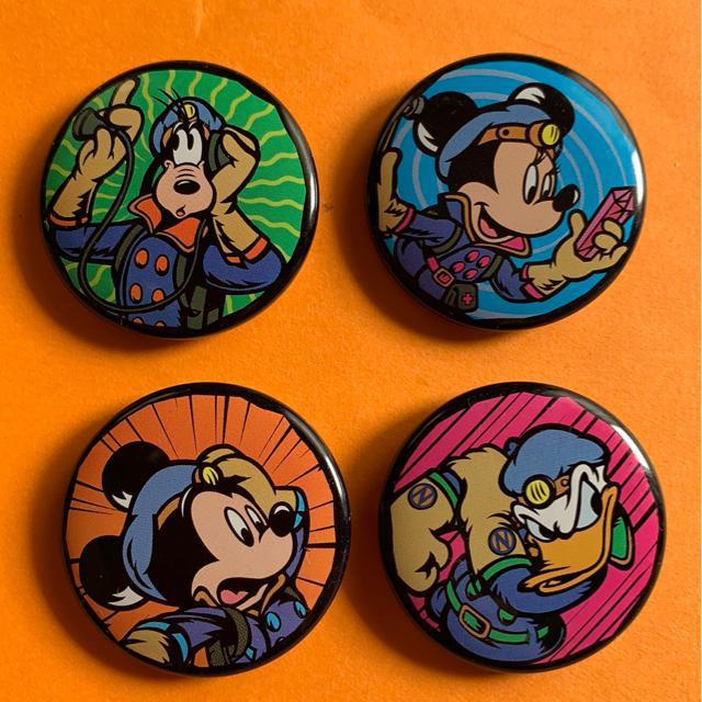 ディズニー缶バッジ4個 < おもちゃ  ディズニー缶バッジ4個  < おもちゃの