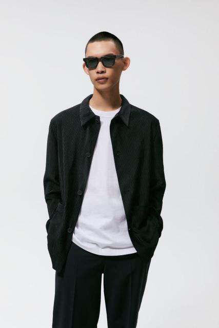 ☆ZARA ザラ プリーツベロア ブレザー シャツ ジャケット オーバーサイズ/メンズ/S☆新品☆2022新作モデル < ブランド ☆ZARA ザラ プリーツベロア ブレザー シャツ ジャケット オーバーサイズ/メンズ/S☆新品☆2022新作モデル < ブランドの