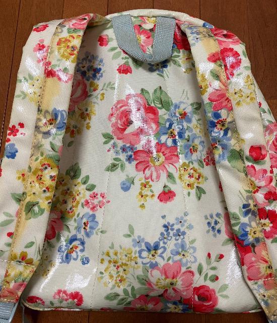 CathKidstonキャス・キッドソンのキッズ用花柄リュック大 < ブランド  CathKidstonキャス・キッドソンのキッズ用花柄リュック大 < ブランドの