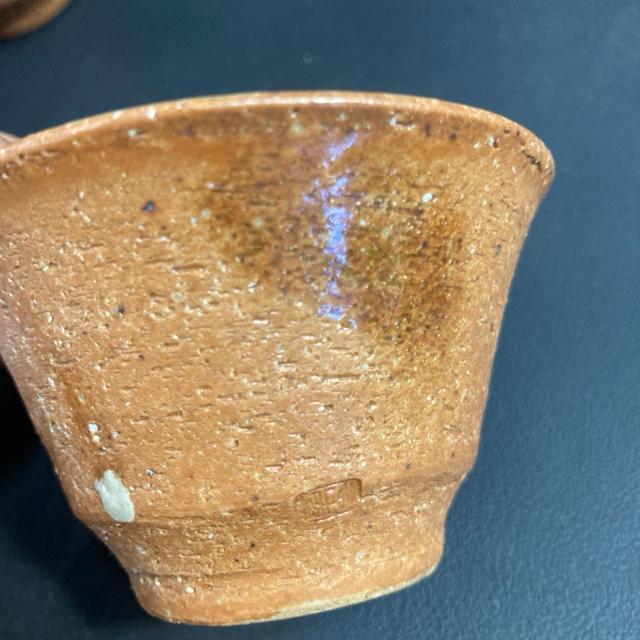 美品 湯呑み ぐい呑み 陶器 五客 茶道具 備前焼 香山窯 < インテリア/ライフ  美品 湯呑み ぐい呑み 陶器 五客 茶道具 備前焼 香山窯 < インテリア/ライフの