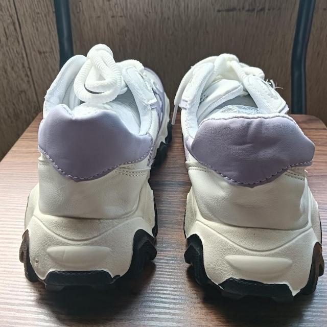 新品 25cm レディース スニーカー ホワイト 厚底 シューズ 靴 身長アップ < 女性ファッション  新品 25cm レディース スニーカー ホワイト 厚底 シューズ 靴 身長アップ < 女性ファッションの