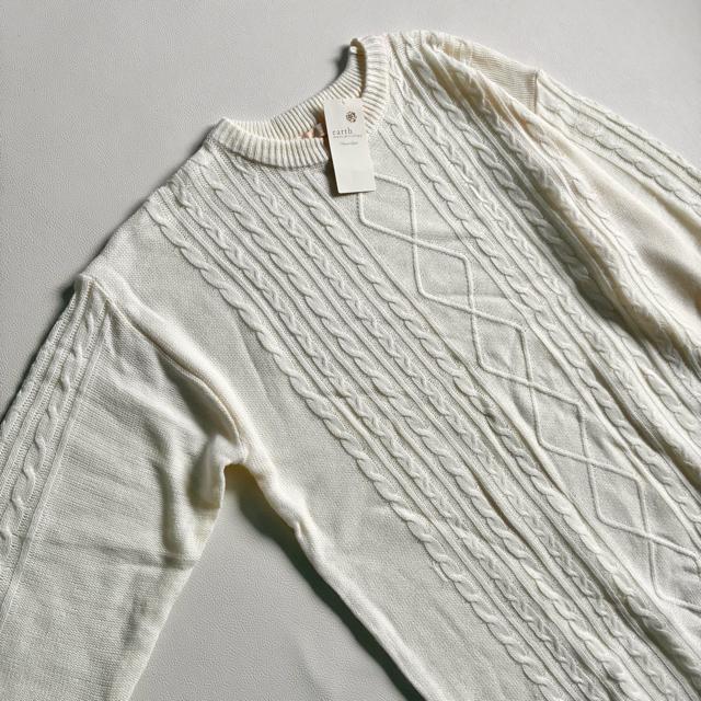 ◆新品◆アース◆ケーブル編みニットチュニック◆ワンピース◆白◆ゆったり◆フリー < ブランド ◆新品◆アース◆ケーブル編みニットチュニック◆ワンピース◆白◆ゆったり◆フリー < ブランドの