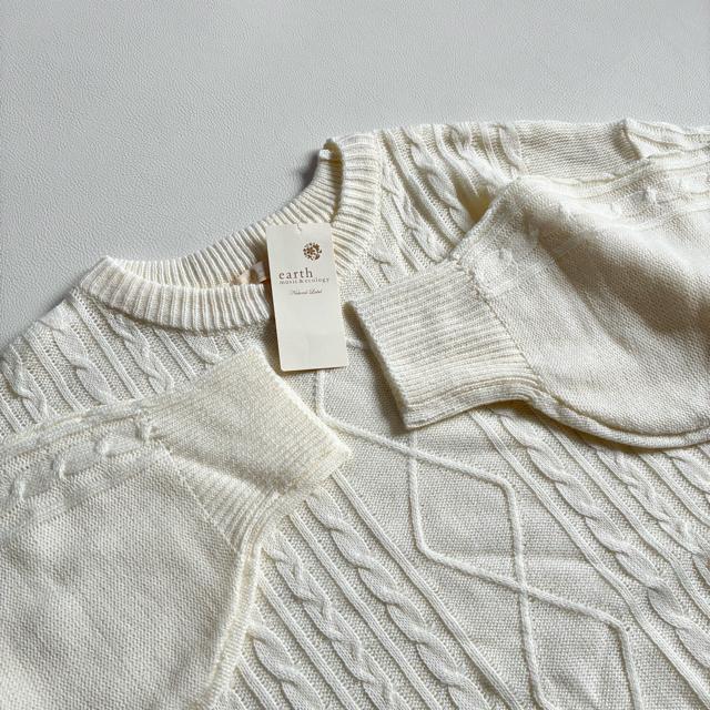 ◆新品◆アース◆ケーブル編みニットチュニック◆ワンピース◆白◆ゆったり◆フリー < ブランド ◆新品◆アース◆ケーブル編みニットチュニック◆ワンピース◆白◆ゆったり◆フリー < ブランドの