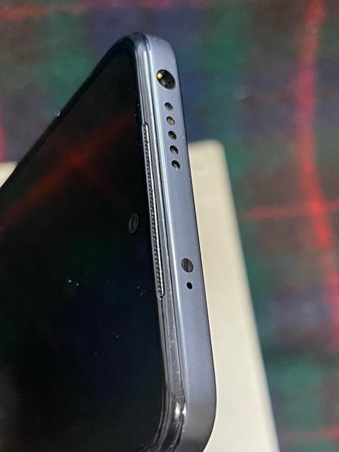 Redmi �X�}�[�g�t�H�� �{�� 50MP�J���� ����m�F�ς� �������ς� �� �Ɠd/AV�� 