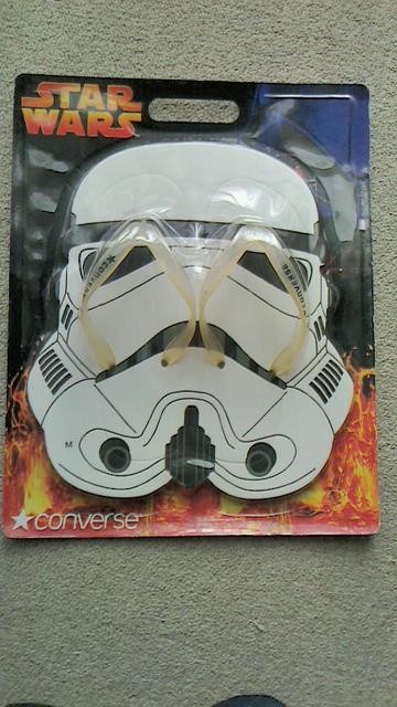 ゆうパック送料無料 スターウォーズ×コンバース ビーチサンダル 新品 かわいい < ホビー  ゆうパック送料無料 スターウォーズ×コンバース ビーチサンダル 新品 かわいい  < ホビーの