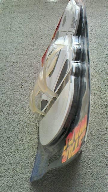 ゆうパック送料無料 スターウォーズ×コンバース ビーチサンダル 新品 かわいい < ホビー  ゆうパック送料無料 スターウォーズ×コンバース ビーチサンダル 新品 かわいい < ホビーの