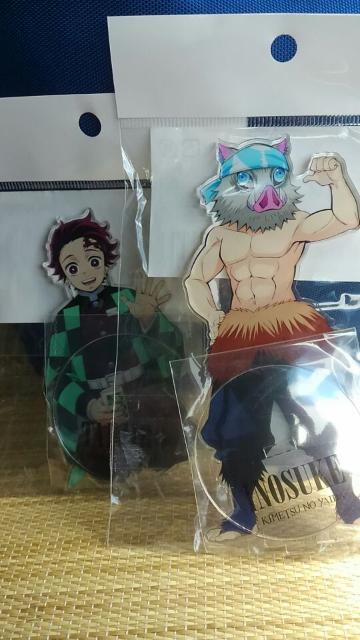 鬼滅の刃 ビッグアクリルスタンド 竈門炭治郎と伊之助 2つ未開封 新品 < アニメ/コミック/キャラクター  鬼滅の刃 ビッグアクリルスタンド 竈門炭治郎と伊之助 2つ未開封 新品  < アニメ/コミック/キャラクターの