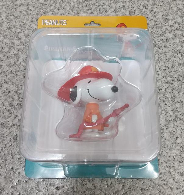 ウルトラディテールフィギュア UDF ピーナッツ ファイアーマン スヌーピー < おもちゃ  ウルトラディテールフィギュア UDF ピーナッツ ファイアーマン スヌーピー < おもちゃの