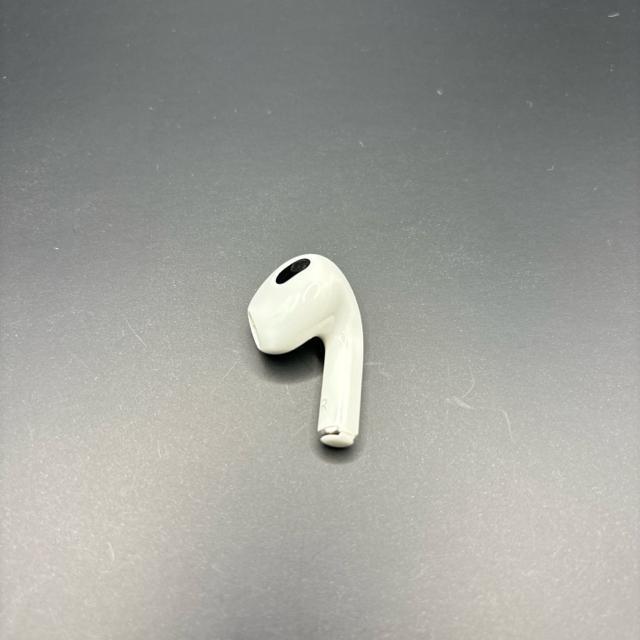 即決 純正 Apple アップル AirPods 第三世代 右耳のみ A2565 < 家電/AV  即決 純正 Apple アップル AirPods 第三世代 右耳のみ A2565 < 家電/AVの