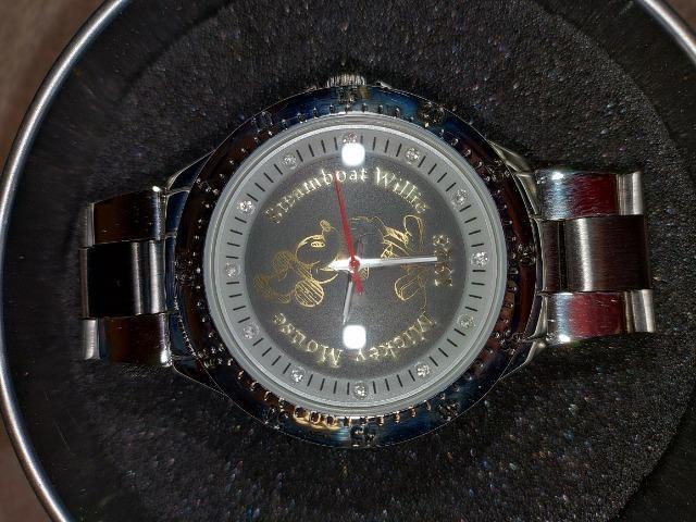 腕時計 ミッキーマウス ディズニーランド ケース付き 未使用品 アミューズメント景品 < アニメ/コミック/キャラクター 腕時計 ミッキーマウス ディズニーランド ケース付き 未使用品 アミューズメント景品 < アニメ/コミック/キャラクターの