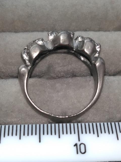 スカルリング(状態がかなり良くない) < 男性アクセサリー/時計 スカルリング(状態がかなり良くない) < 男性アクセサリー/時計の