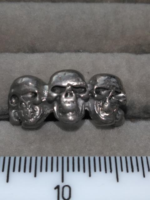 スカルリング(状態がかなり良くない) < 男性アクセサリー/時計 スカルリング(状態がかなり良くない) < 男性アクセサリー/時計の