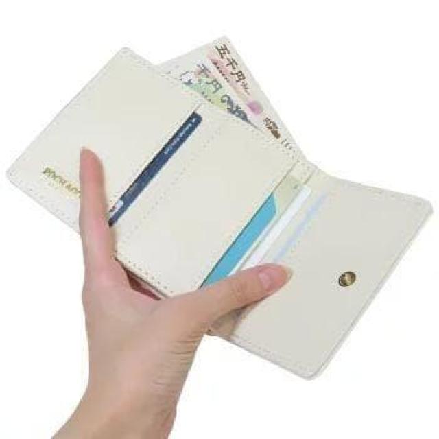 ポチャッコ 財布 ダイカット 口金財布 がま口 三つ折り ウォレット サンリオ < 女性ファッション ポチャッコ 財布 ダイカット 口金財布 がま口 三つ折り ウォレット サンリオ < 女性ファッションの