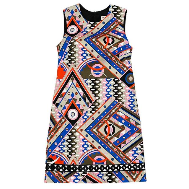 ViG~Ivb`EMILIO PUCCIRbgs[X~s   uh 