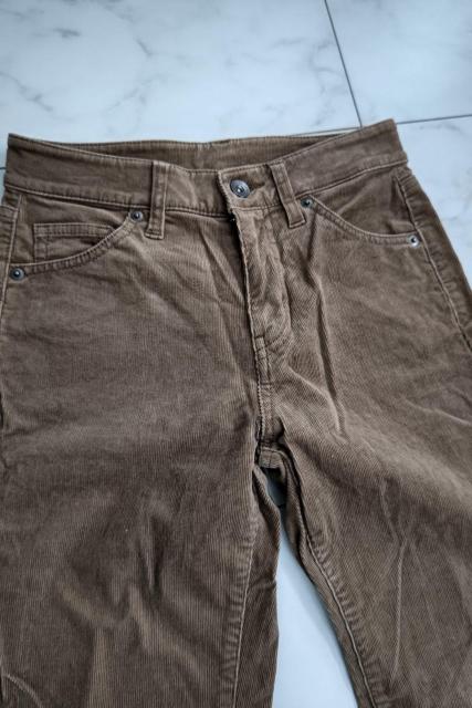 ユニクロ コーデュロイ パンツ < ブランド  ユニクロ コーデュロイ パンツ < ブランドの